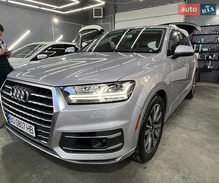 Позашляховик / Кросовер Audi Q7 2016 в Тернополі