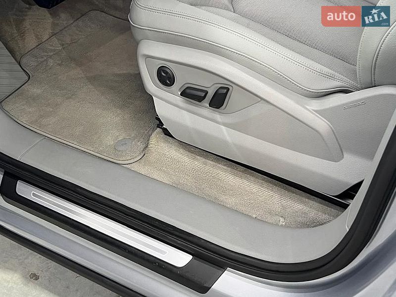 Позашляховик / Кросовер Audi Q7 2016 в Тернополі