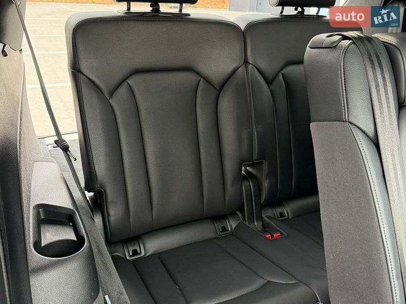Позашляховик / Кросовер Audi Q7 2018 в Дубні фото 82 Позашляховик / Кросовер Audi Q7 2018 в Дубні