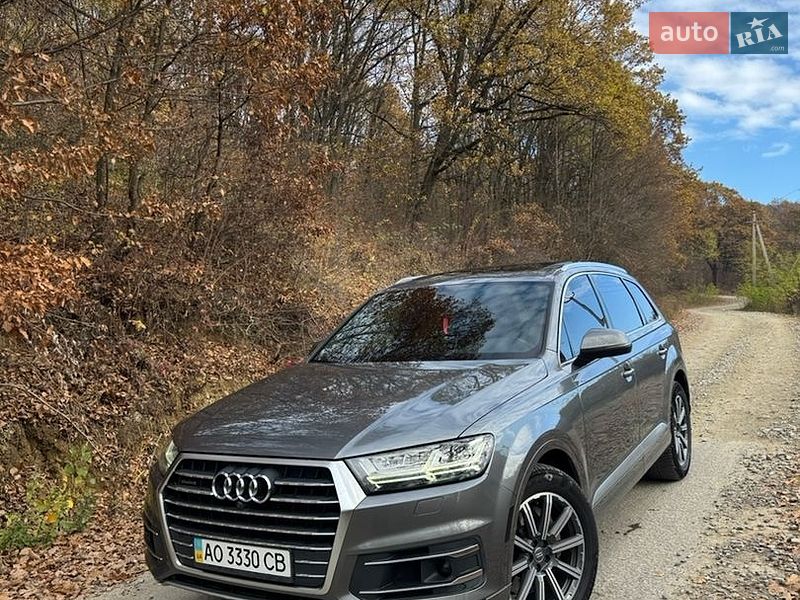 Внедорожник / Кроссовер Audi Q7 2016 в Тячеве