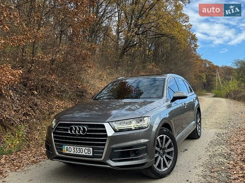 Внедорожник / Кроссовер Audi Q7 2016 в Тячеве