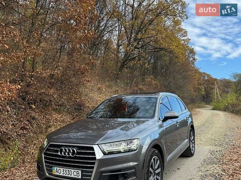 Внедорожник / Кроссовер Audi Q7 2016 в Тячеве
