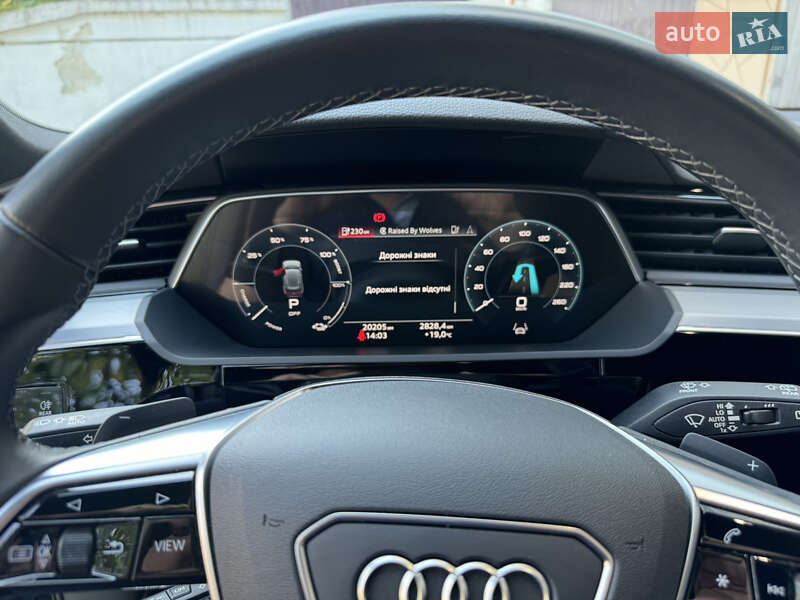 Внедорожник / Кроссовер Audi Q8 e-tron 2023 в Тернополе