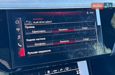 Позашляховик / Кросовер Audi Q8 e-tron 2023 в Києві