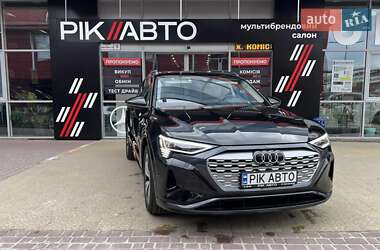 Позашляховик / Кросовер Audi Q8 e-tron 2023 в Львові