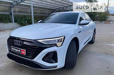 Внедорожник / Кроссовер Audi Q8 e-tron 2023 в Киеве