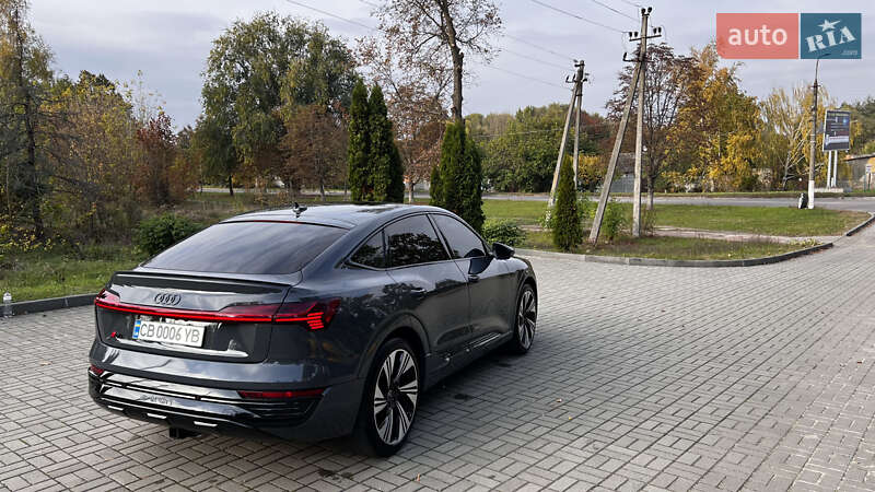 Внедорожник / Кроссовер Audi Q8 e-tron 2023 в Киеве