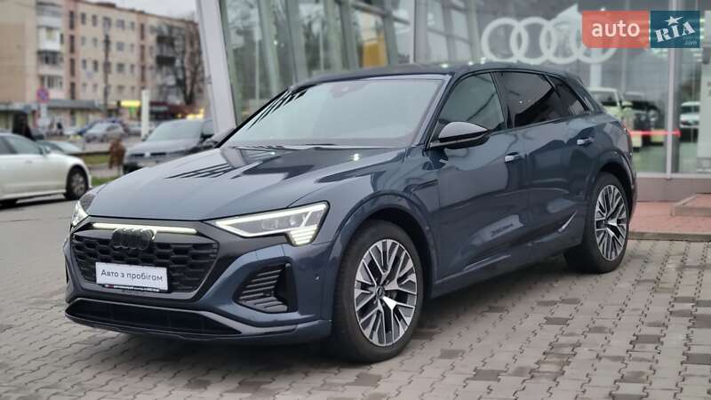 Позашляховик / Кросовер Audi Q8 e-tron 2023 в Хмельницькому