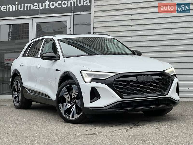 Audi Q8 e-tron 2023