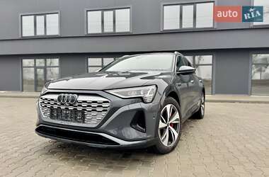 Позашляховик / Кросовер Audi Q8 e-tron 2023 в Києві