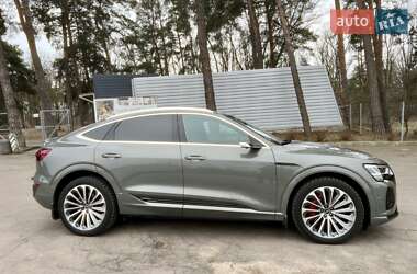 Внедорожник / Кроссовер Audi Q8 e-tron 2023 в 