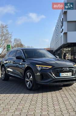 Позашляховик / Кросовер Audi Q8 e-tron 2023 в Одесі