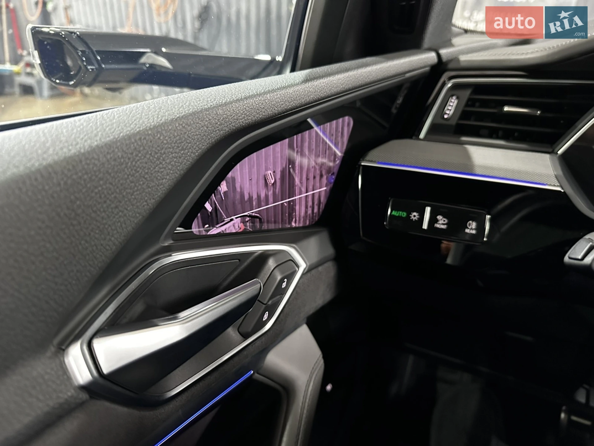 2023 Audi Q8 - мініатюра 9