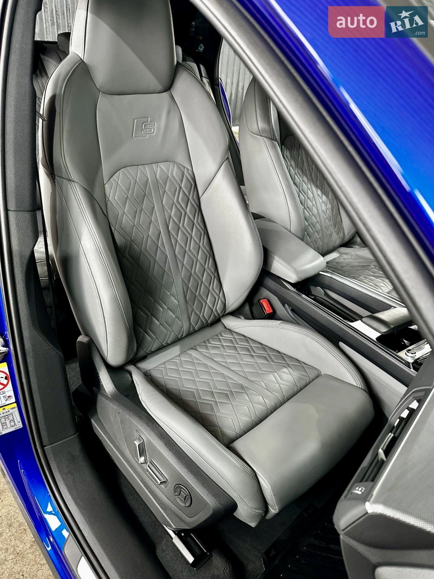 2023 Audi Q8 - мініатюра 18
