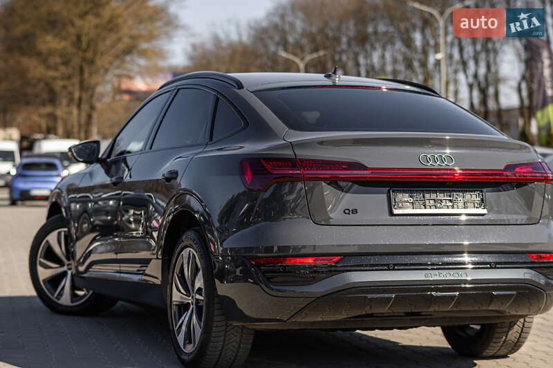 Внедорожник / Кроссовер Audi Q8 e-tron 2023 в Львове