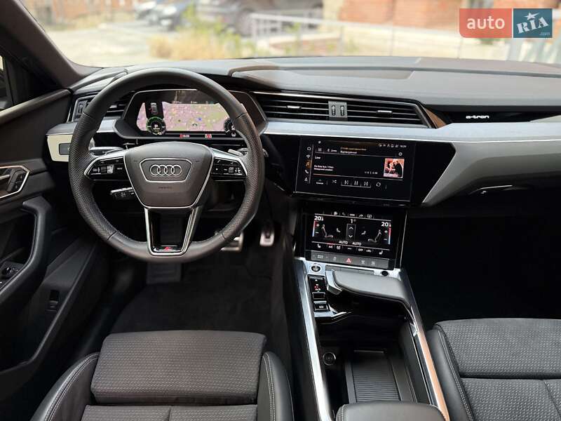Внедорожник / Кроссовер Audi Q8 e-tron 2023 в Львове
