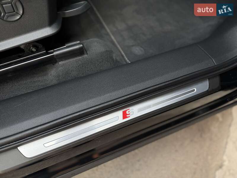 Внедорожник / Кроссовер Audi Q8 e-tron 2023 в Львове