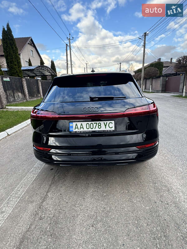 Внедорожник / Кроссовер Audi Q8 e-tron 2024 в Киеве