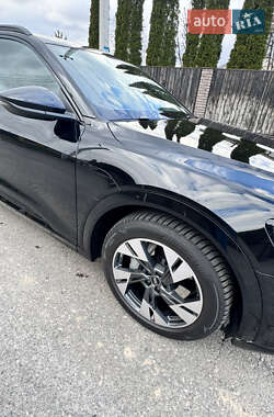 Внедорожник / Кроссовер Audi Q8 e-tron 2024 в Киеве