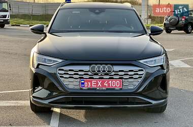 Внедорожник / Кроссовер Audi Q8 e-tron 2023 в 