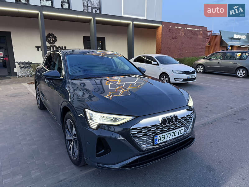 Внедорожник / Кроссовер Audi Q8 e-tron 2023 в Виннице