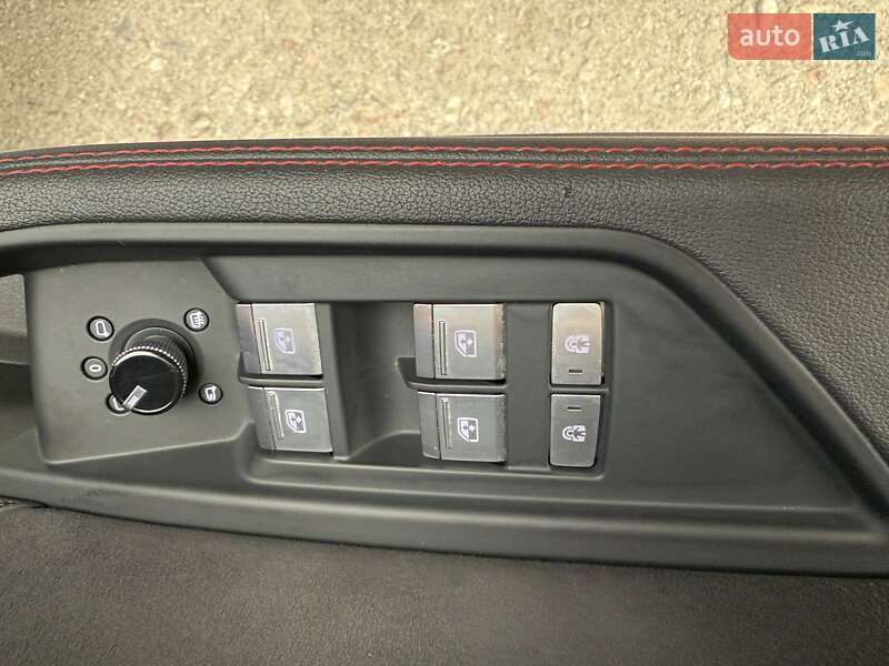 Внедорожник / Кроссовер Audi Q8 e-tron 2023 в Харькове