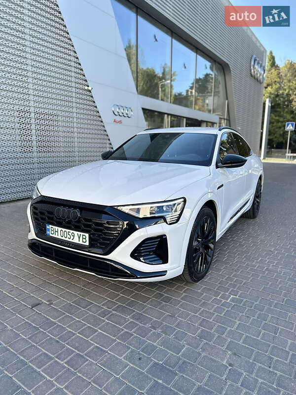 Внедорожник / Кроссовер Audi Q8 e-tron 2023 в Одессе