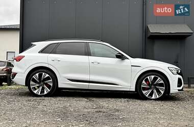 Внедорожник / Кроссовер Audi Q8 e-tron 2024 в 