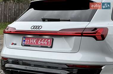 Внедорожник / Кроссовер Audi Q8 e-tron 2024 в 