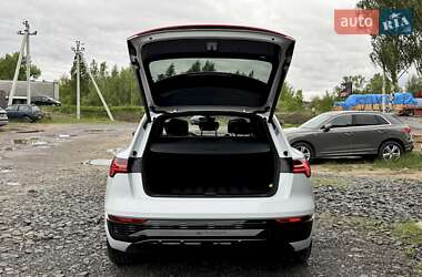Внедорожник / Кроссовер Audi Q8 e-tron 2024 в 