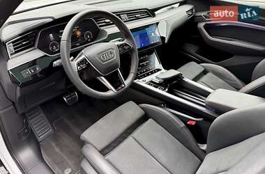 Внедорожник / Кроссовер Audi Q8 e-tron 2024 в 