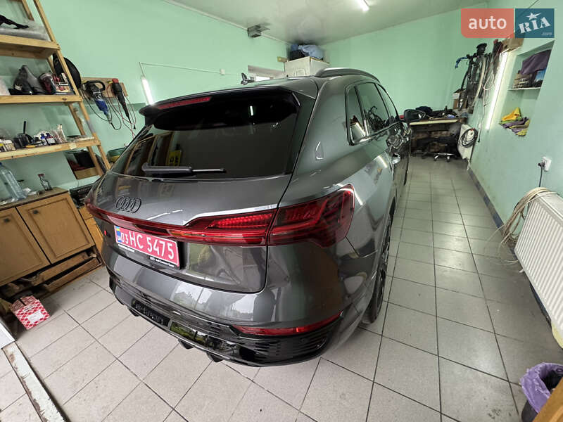 Внедорожник / Кроссовер Audi Q8 e-tron 2023 в Ровно