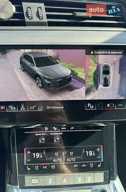 Внедорожник / Кроссовер Audi Q8 e-tron 2023 в 