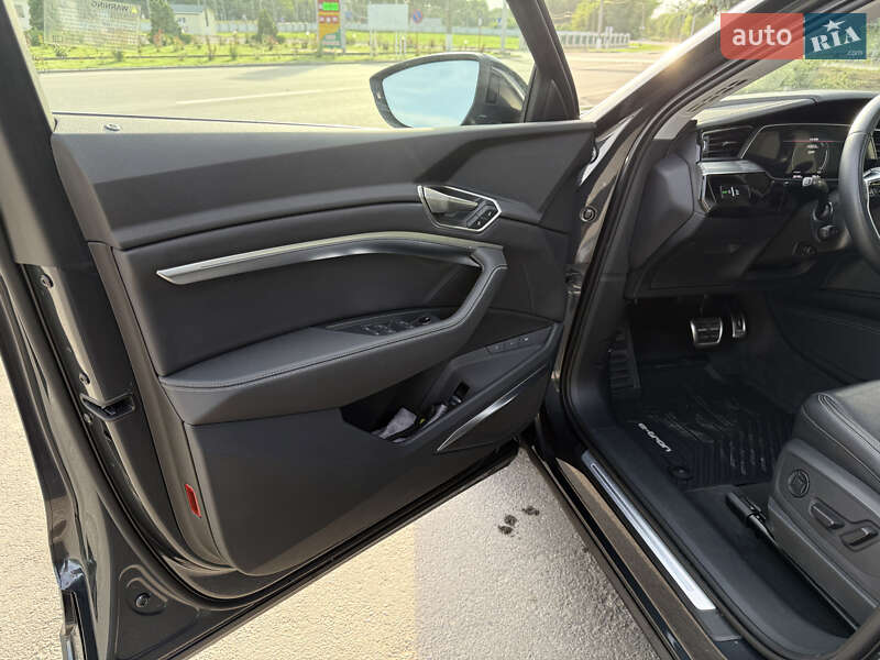 Внедорожник / Кроссовер Audi Q8 e-tron 2023 в Виннице фото 18 Внедорожник / Кроссовер Audi Q8 e-tron 2023 в Виннице