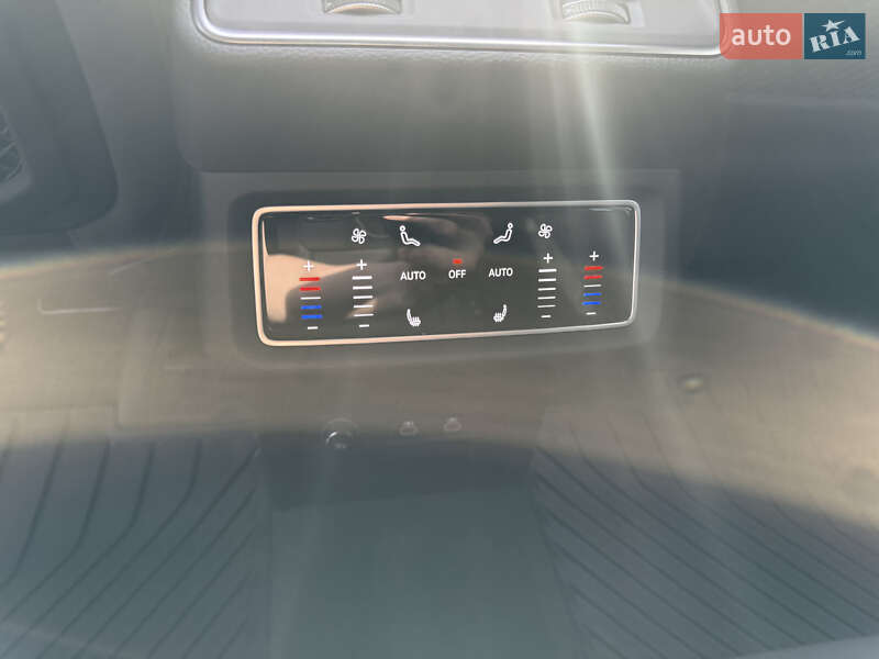 Внедорожник / Кроссовер Audi Q8 e-tron 2023 в Виннице фото 28 Внедорожник / Кроссовер Audi Q8 e-tron 2023 в Виннице