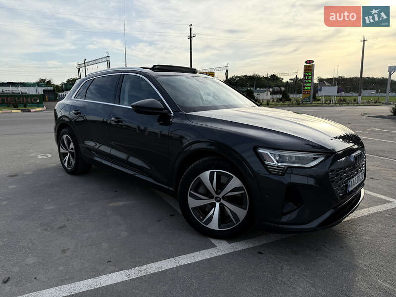 Внедорожник / Кроссовер Audi Q8 e-tron 2023 в Виннице фото 46 Внедорожник / Кроссовер Audi Q8 e-tron 2023 в Виннице