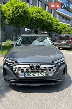 Внедорожник / Кроссовер Audi Q8 e-tron 2024 в 