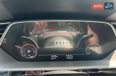 Внедорожник / Кроссовер Audi Q8 e-tron 2024 в 