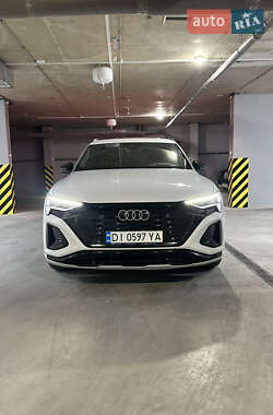 Внедорожник / Кроссовер Audi Q8 e-tron 2023 в Тернополе