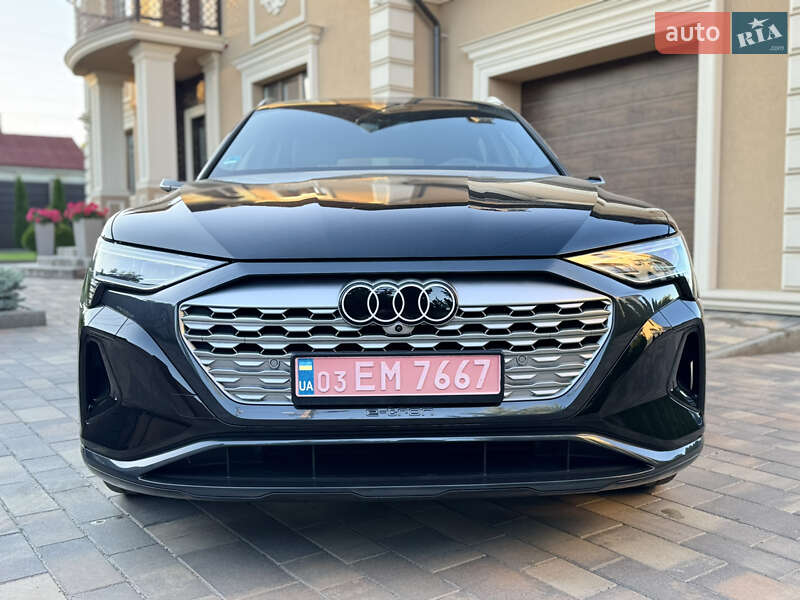 Внедорожник / Кроссовер Audi Q8 e-tron 2023 в Черновцах