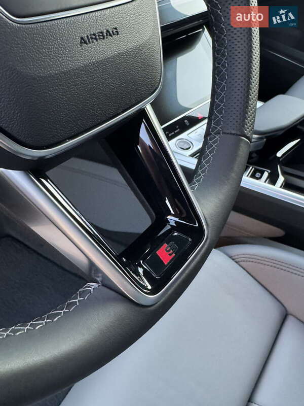 Внедорожник / Кроссовер Audi Q8 e-tron 2023 в Черновцах