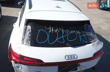 Позашляховик / Кросовер Audi Q8 e-tron 2023 в 