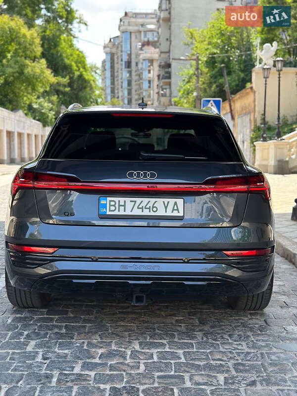 Внедорожник / Кроссовер Audi Q8 e-tron 2023 в Одессе фото 15 Внедорожник / Кроссовер Audi Q8 e-tron 2023 в Одессе