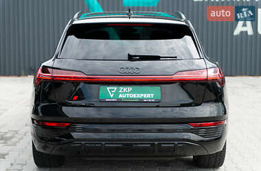 Внедорожник / Кроссовер Audi Q8 e-tron 2023 в 