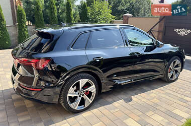 Внедорожник / Кроссовер Audi Q8 e-tron 2023 в 