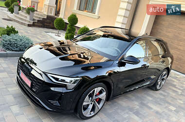 Внедорожник / Кроссовер Audi Q8 e-tron 2023 в 