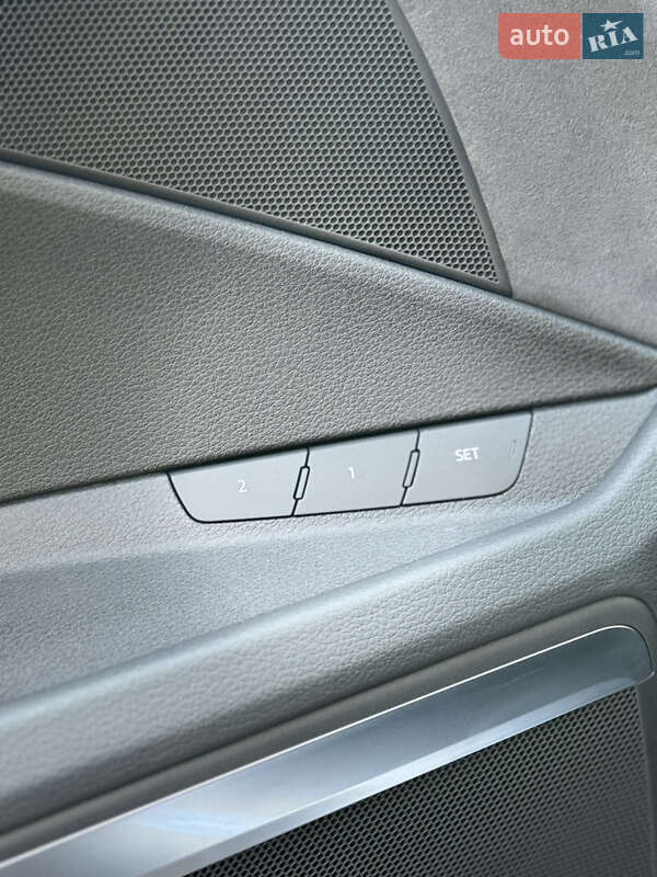 Внедорожник / Кроссовер Audi Q8 e-tron 2023 в Черновцах