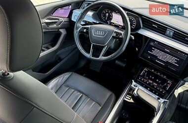 Внедорожник / Кроссовер Audi Q8 e-tron 2023 в 