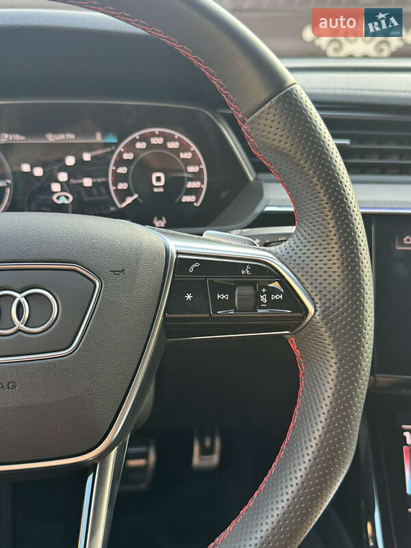 Внедорожник / Кроссовер Audi Q8 e-tron 2023 в Черновцах