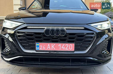 Внедорожник / Кроссовер Audi Q8 e-tron 2023 в 
